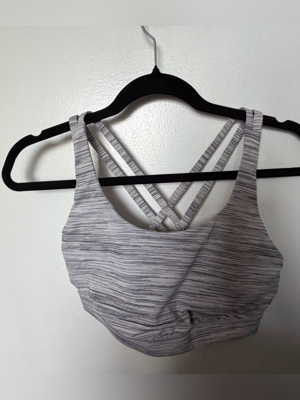 NWOT lululemon athletica Grey Striped Strappy Sports Bra